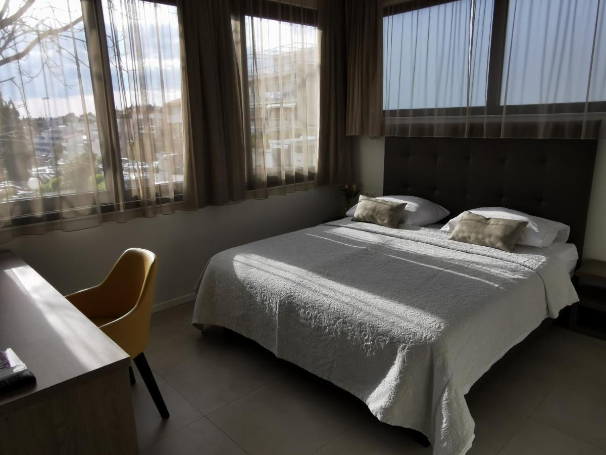 Luxury Pino Penzión pre hostí