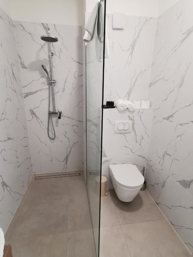 Penzión pre hostí Luxury Pino 4*